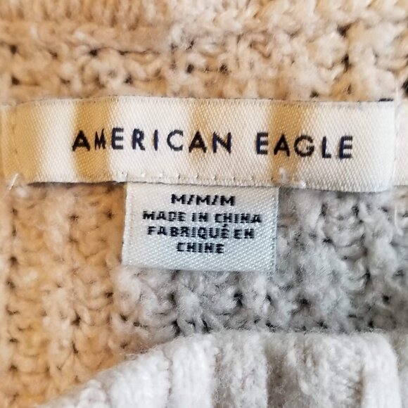 AE pair of cropped sweaters, size M - Picture 4 of 12